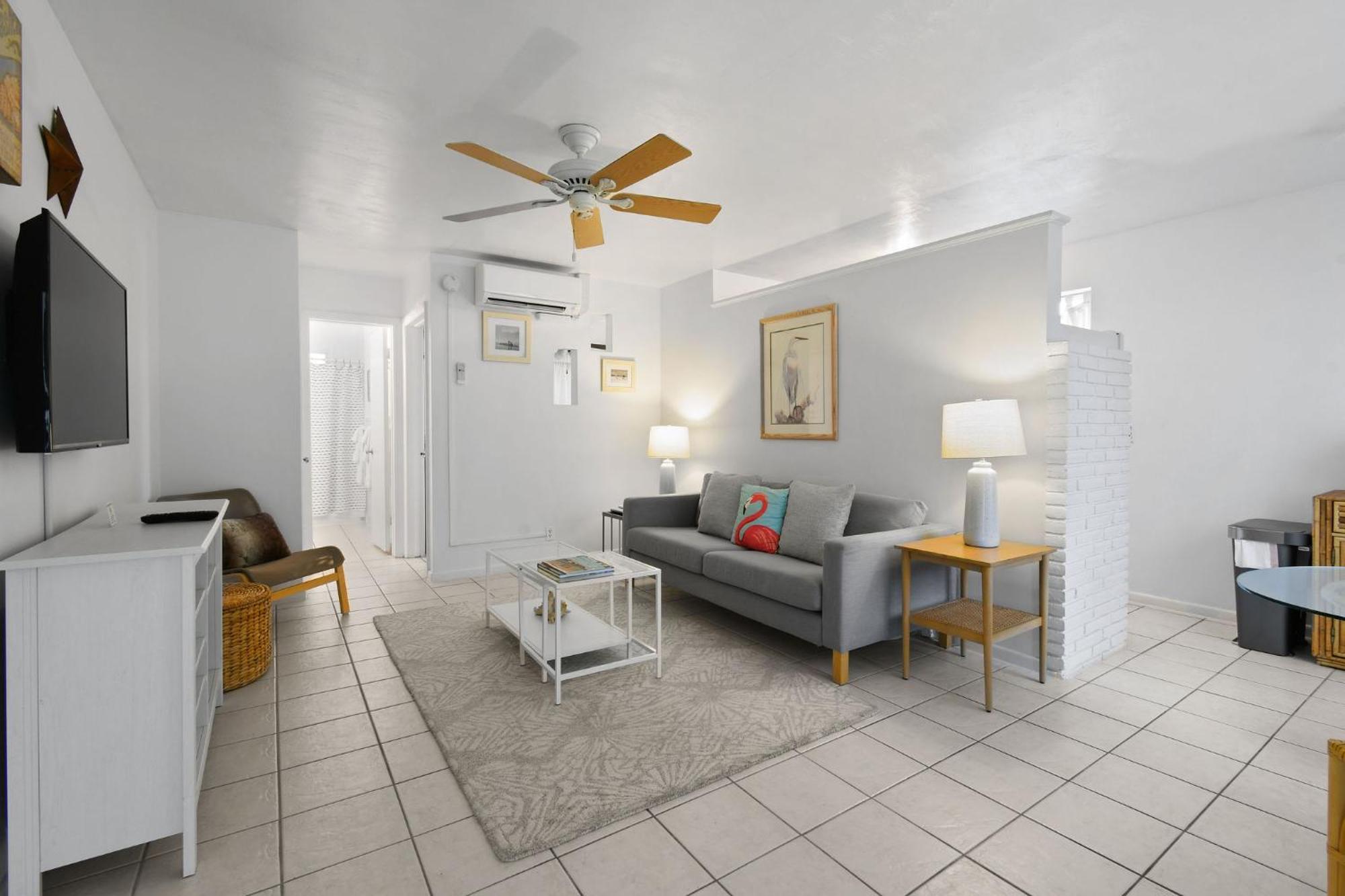 Sunshine Shores Boutique Apartments Palm Beach Shores Εξωτερικό φωτογραφία