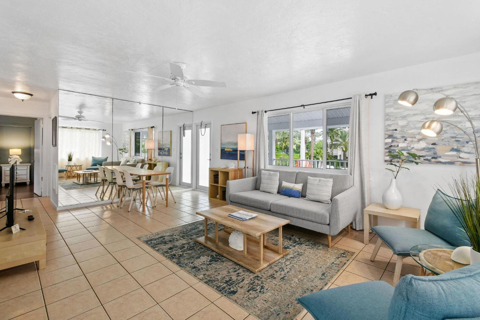 Sunshine Shores Boutique Apartments Palm Beach Shores Εξωτερικό φωτογραφία