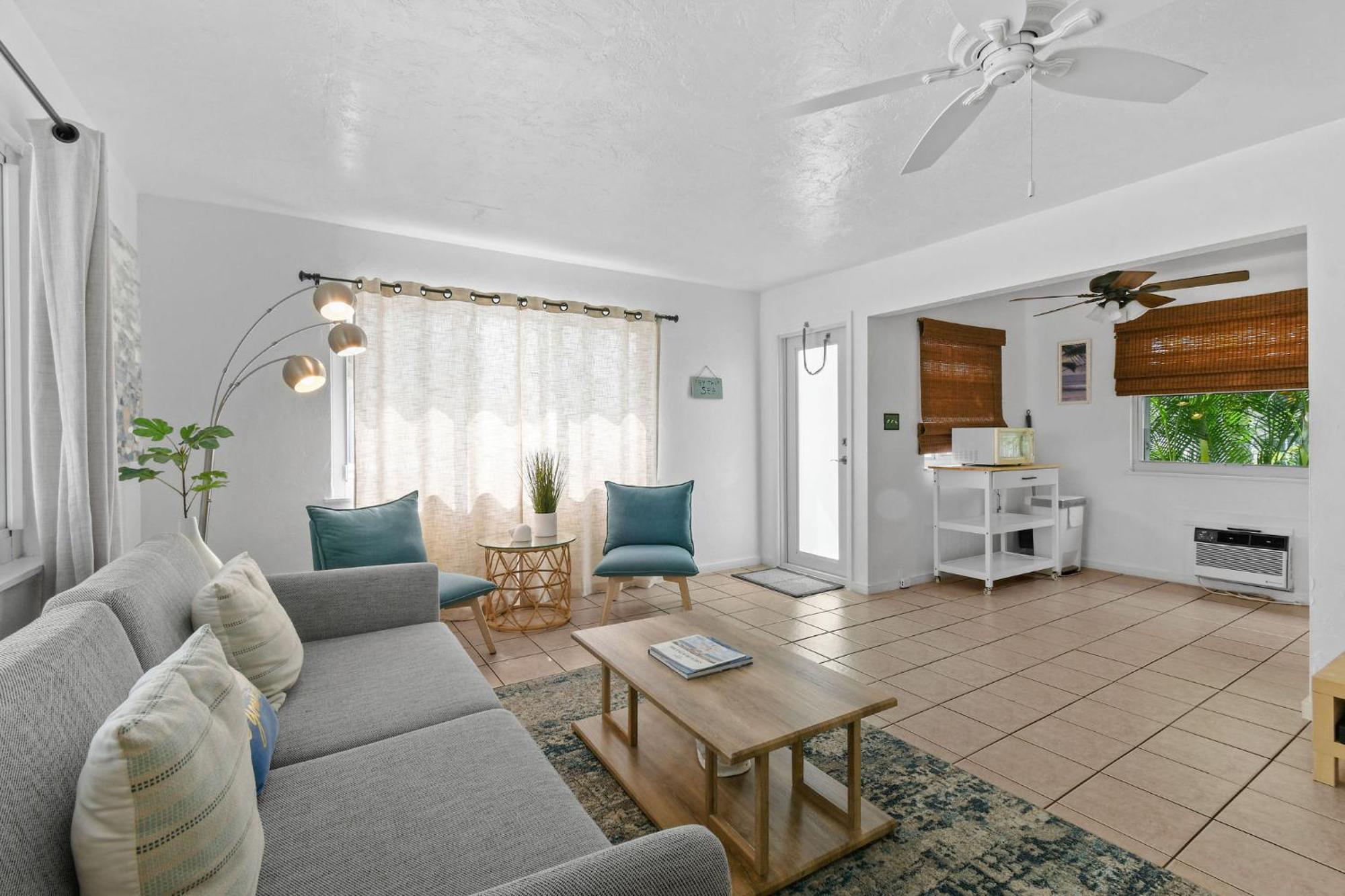 Sunshine Shores Boutique Apartments Palm Beach Shores Εξωτερικό φωτογραφία