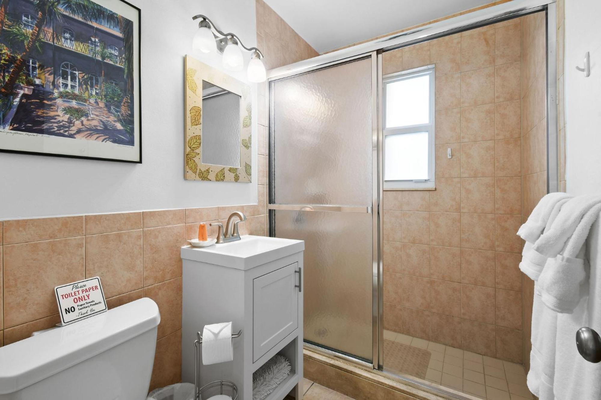 Sunshine Shores Boutique Apartments Palm Beach Shores Εξωτερικό φωτογραφία