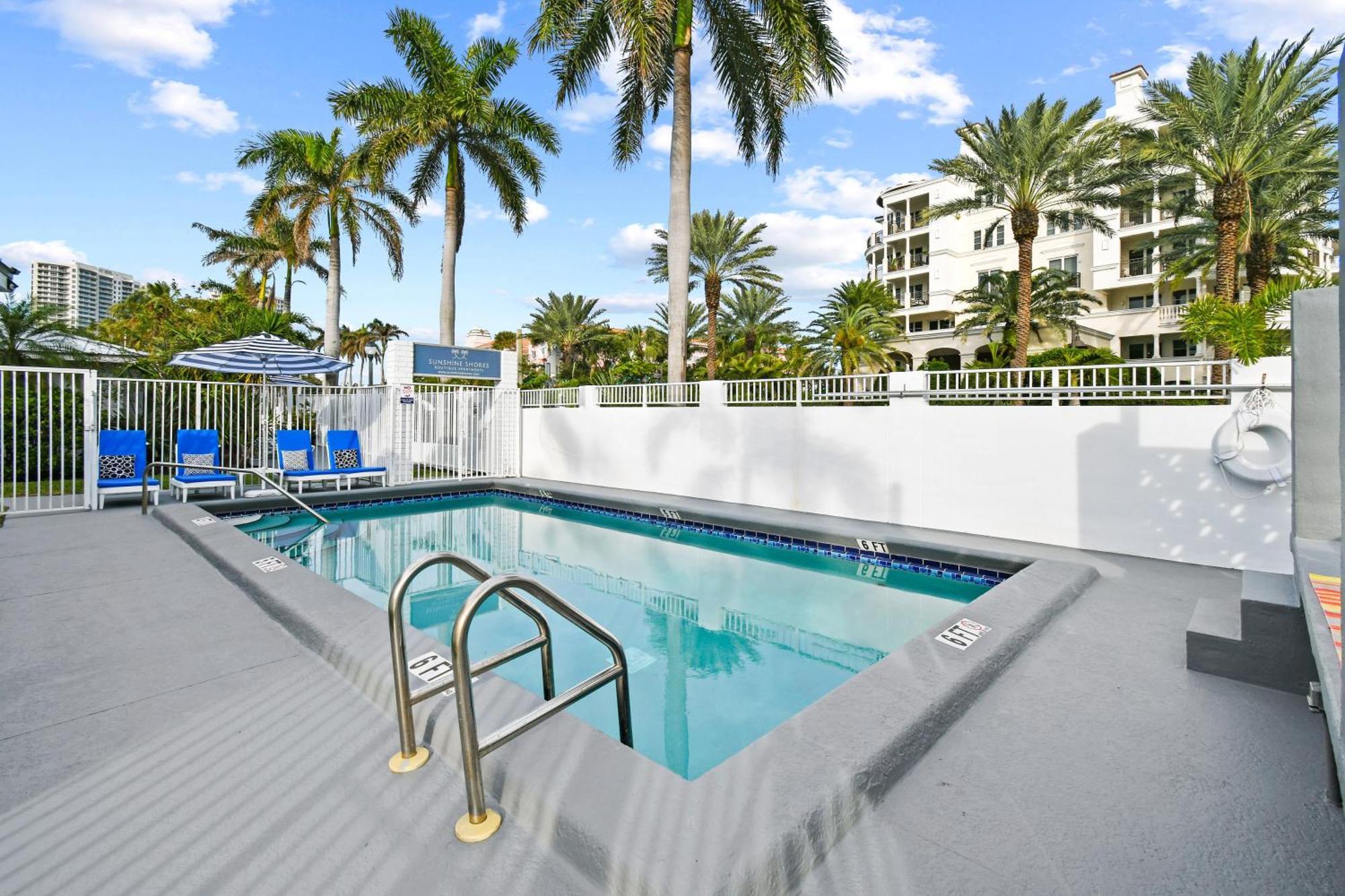 Sunshine Shores Boutique Apartments Palm Beach Shores Εξωτερικό φωτογραφία