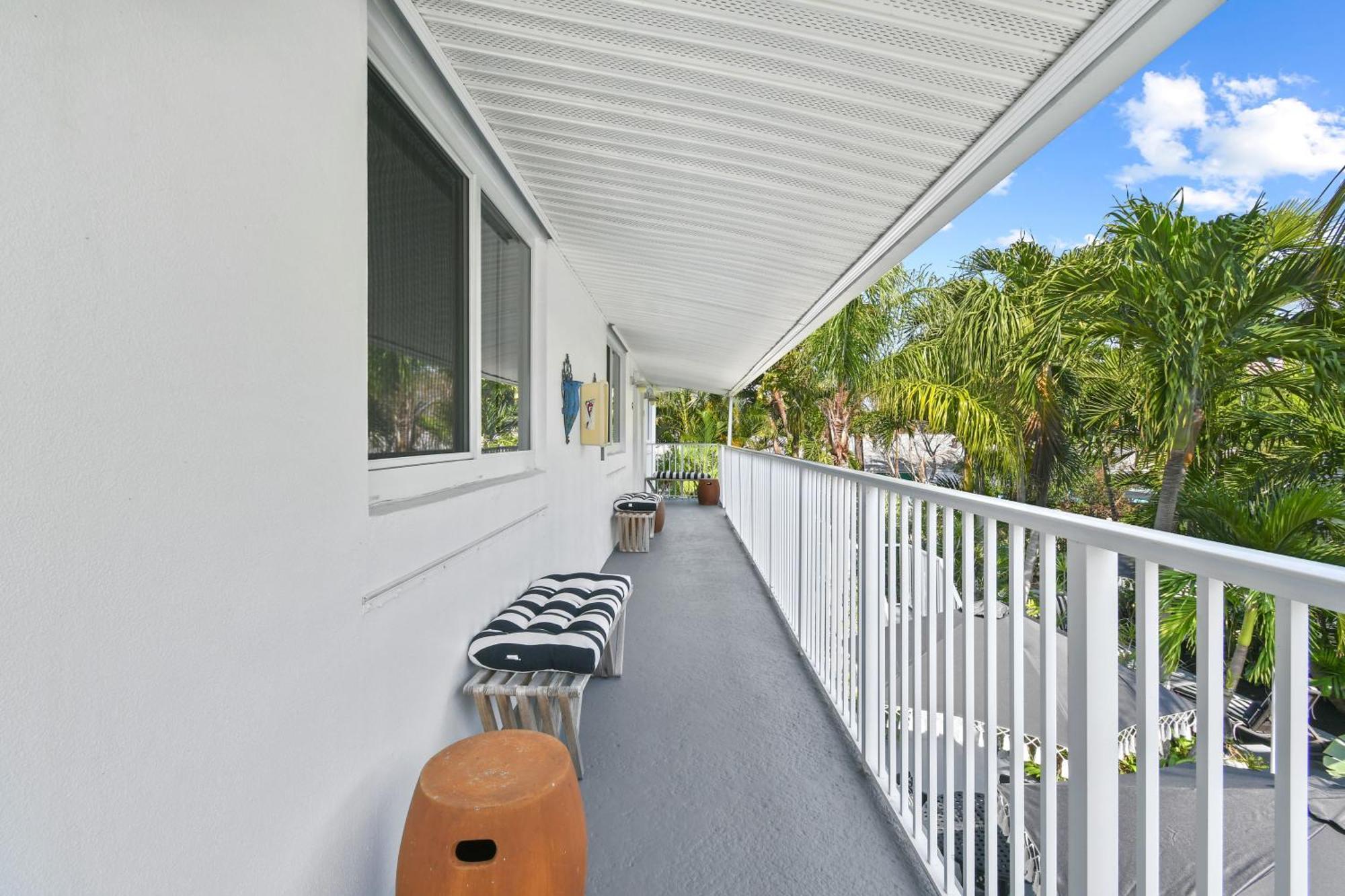 Sunshine Shores Boutique Apartments Palm Beach Shores Εξωτερικό φωτογραφία