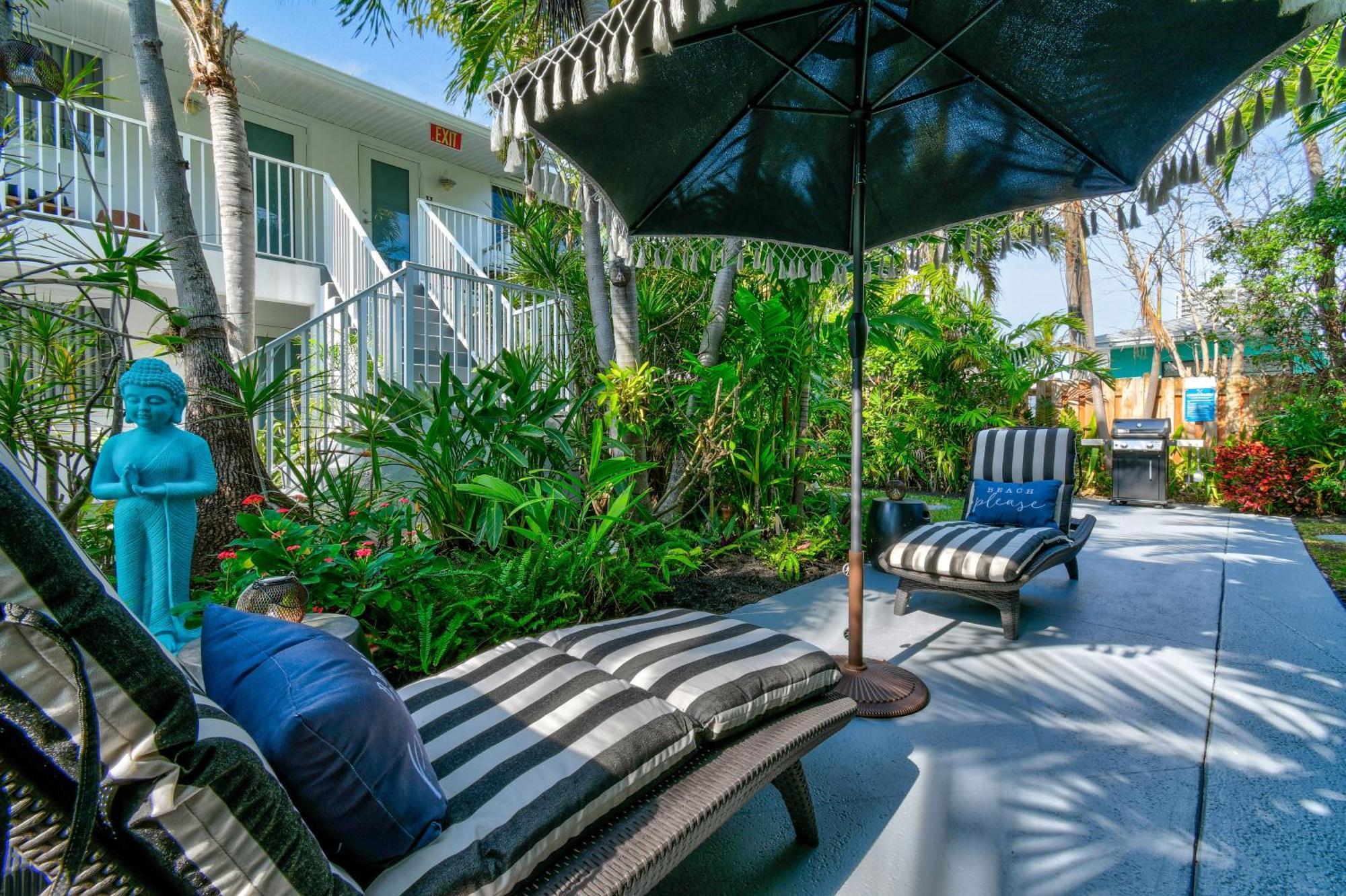Sunshine Shores Boutique Apartments Palm Beach Shores Εξωτερικό φωτογραφία