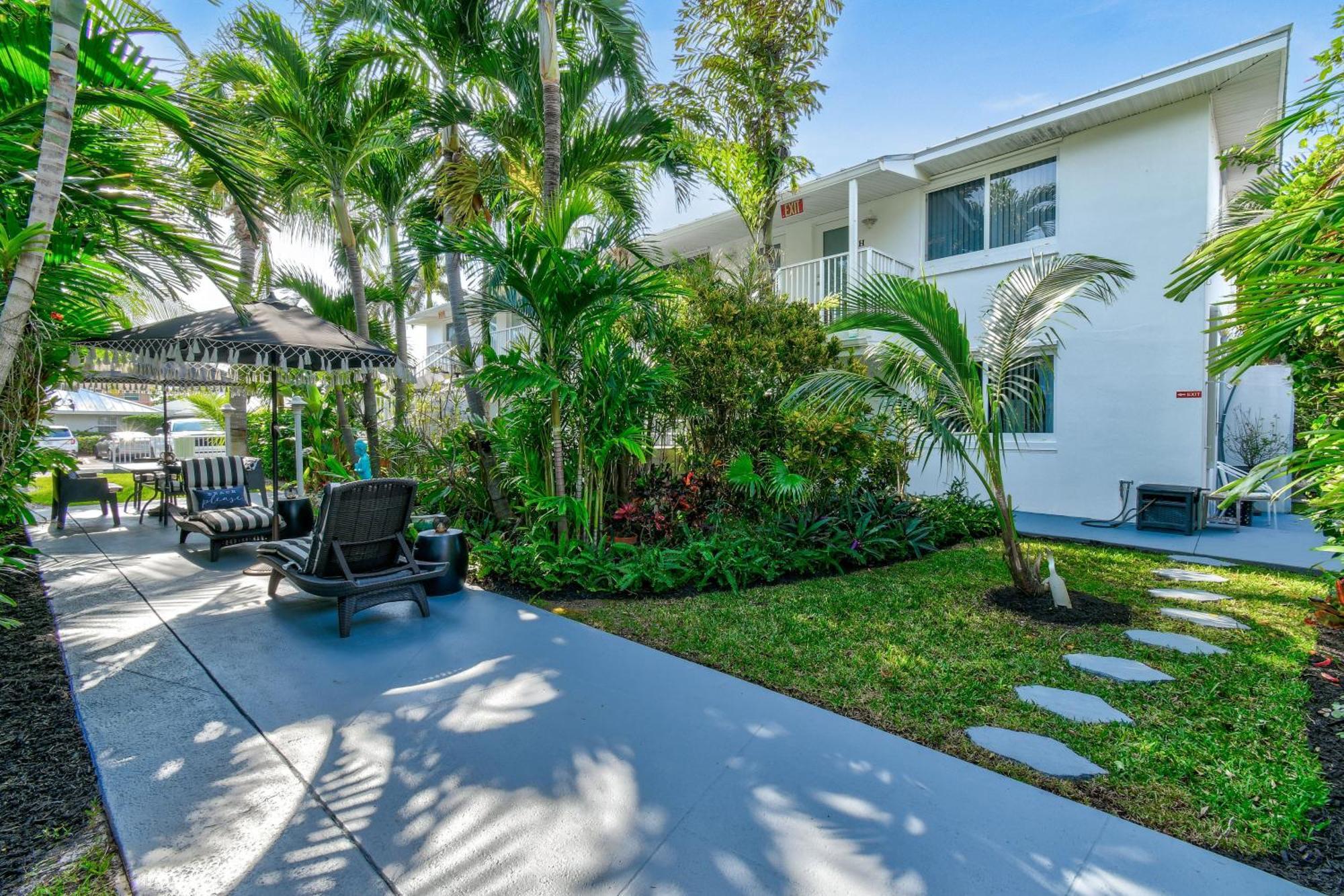 Sunshine Shores Boutique Apartments Palm Beach Shores Εξωτερικό φωτογραφία